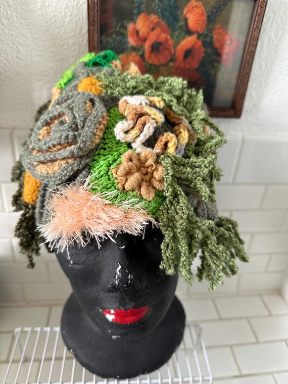 Vintage crocheted flowered head warmer Hat