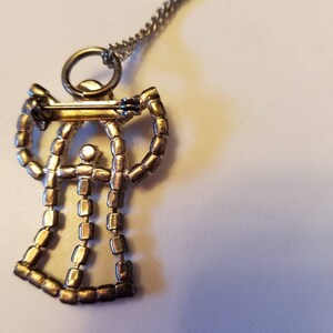 Vintage Rhinestone angel pendant pin Articulating Rhinestone Angel necklace statement pendant rhinestone necklace with 17 in chain. bild 3
