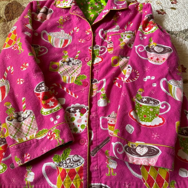 Nick and Nora Hot pink flannel pajamas size large women’s