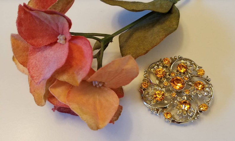 Vintage brooch Vintage rhinestone brooch Vintage gold rhinestone brooch