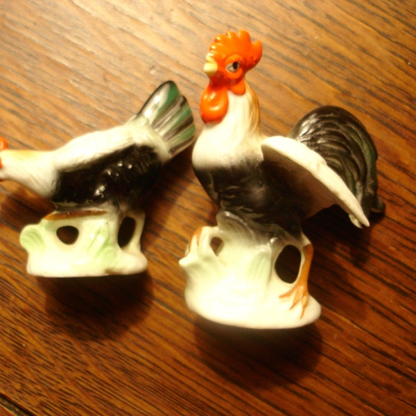 miniature ceramic rooster and hen, miniature rooster and hen, miniature chickens, porcelain chickens, miniature porcelain chickens