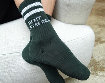 Love Grippies Pilates Grip Socks in dark green "in MY PILATES ERA" Half Crew Pilates Socks, Non-Slip Socks, Barre, Yoga Socks