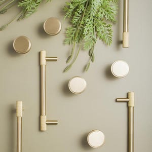 Solid Brass Round Drawer Knob: Wardrobe Cabinet Door Pulls