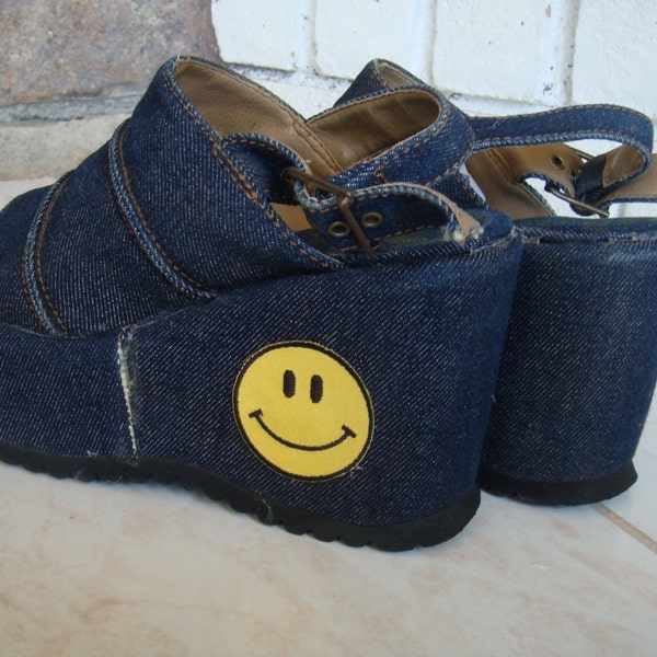 90s DENIM PLATFORM SANDALS vintage shoes smiley face club kid 7
