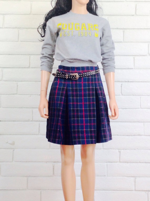 plaid skater skirt 90s