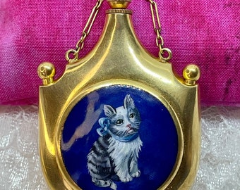 Antique kitten Necessaire 10kt gold blue Guilloche enamel cat finger ring Perfume lipstick duel compacts eyeliner makeup mirrors tango chain