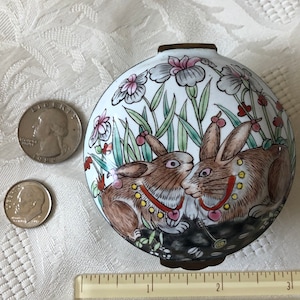 Rabbits Japan Patch Pot Thick Hand Enamel Lucky Easter Lovely Quality Antique Bronze Box Bunny Collectible Painted Peter Cottontail Floral