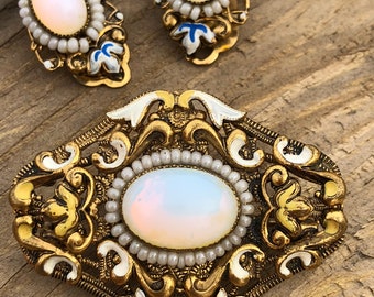 Brooch with matching earrings Clip on Gorgeous Set Faux Opals Enamel Filigree Back Pin Vintage Fine Pretty Detailed Seed Beads Gold Tone