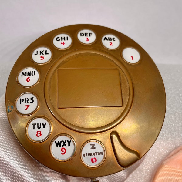 Telefon Dial Powder Compact Vintage 1940 1950 Schiaparelli Dali Design Collaboration w Emaille Zahlen Komplett Sammler Geschenk Makeup Neuheit