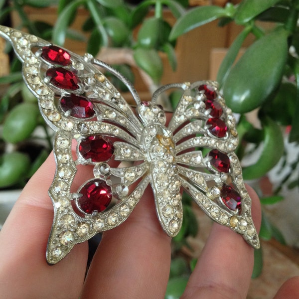 Staret Butterfly MASSIVE UNsigned pot metal rhinestones GORgeous fabulous 1930 Brooch Pin Glamorous Red and clear Glass Stones Glitzy RARE