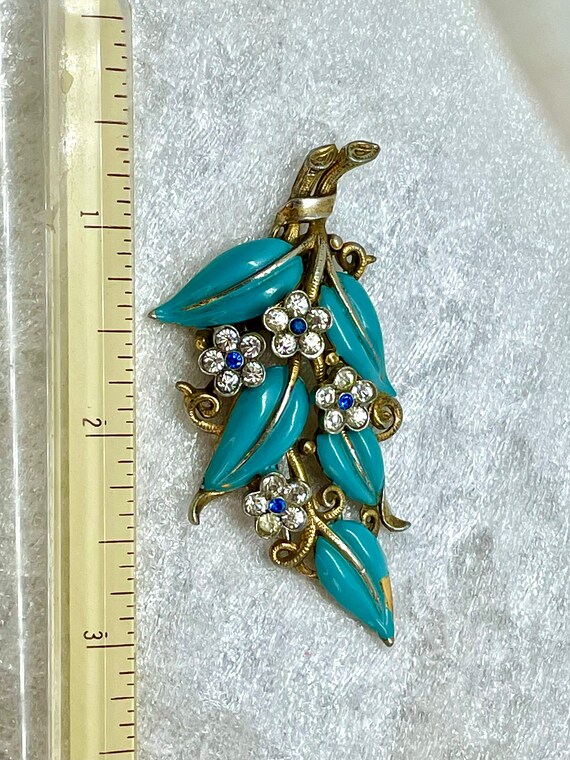 Trifari Enamelled Flower Vintage Fur Clip
