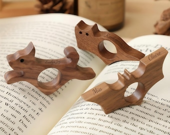 Lazy Cat Custom Wooden Thumb Flip Stand,Wooden Thumb Book Page Stand,Thumb Reading Wood Ring,Personalized Engraving Gift For Book Lovers