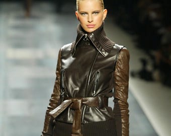 Chaqueta de piel de pitón Givenchy Runway FW2003 Vintage para mujer FR38