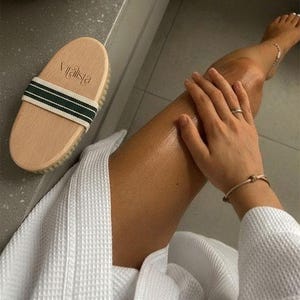 Natural Horsehair Body Brush, Handmade Dry Brushing Brush for Cellulit, Skin Exfoliation