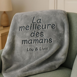Ultra-soft, embroidered personalized plaid blanket. Large adult plaid (150x200 cm), custom-made gift idea for couples and weddings.