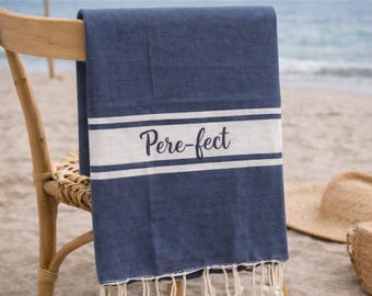 Personalized beach towel for Dad, embroidered beach towel with "Love Dad" design, personalized Father's Day gift, men's towel, summer gift idea for Dad