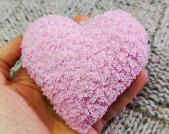 Crochet Fluffy Heart Pattern | Beginner-Friendly Keychain & Decor (PDF Pattern)