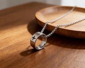 Minimalist Cross Band Ring Set — photo 8