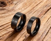 Minimalist Cross Band Ring Set — photo 4