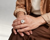 Men’s Signet Cross Ring — photo 5