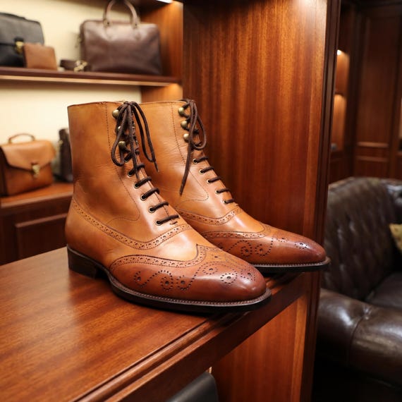CLAE Brown Beige Leather Wingtip Lace Up Ankle‎ Boots Mens Size 9.5 Leather Lace Up Wingtip High Ankle Brown Boot – Italian  main image 2