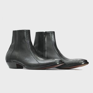 Front view of Handmade Men’s Black Python Texture Zipper Boots showing premium full-grain leather and stylish python pattern.
