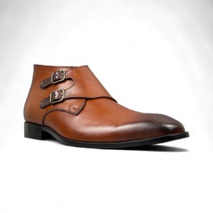 Durable leather sole offering excellent traction and comfort for long-lasting wear.