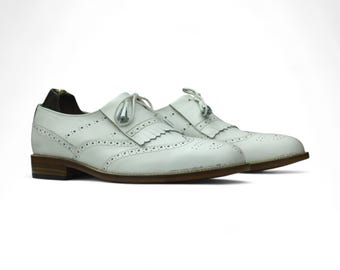 Handmade Mens White Wingtip Fringe Loafers | Stylish Tussle Shoes | Elegant Formal Footwear for Men | Comfortable & Fashionable Shoes