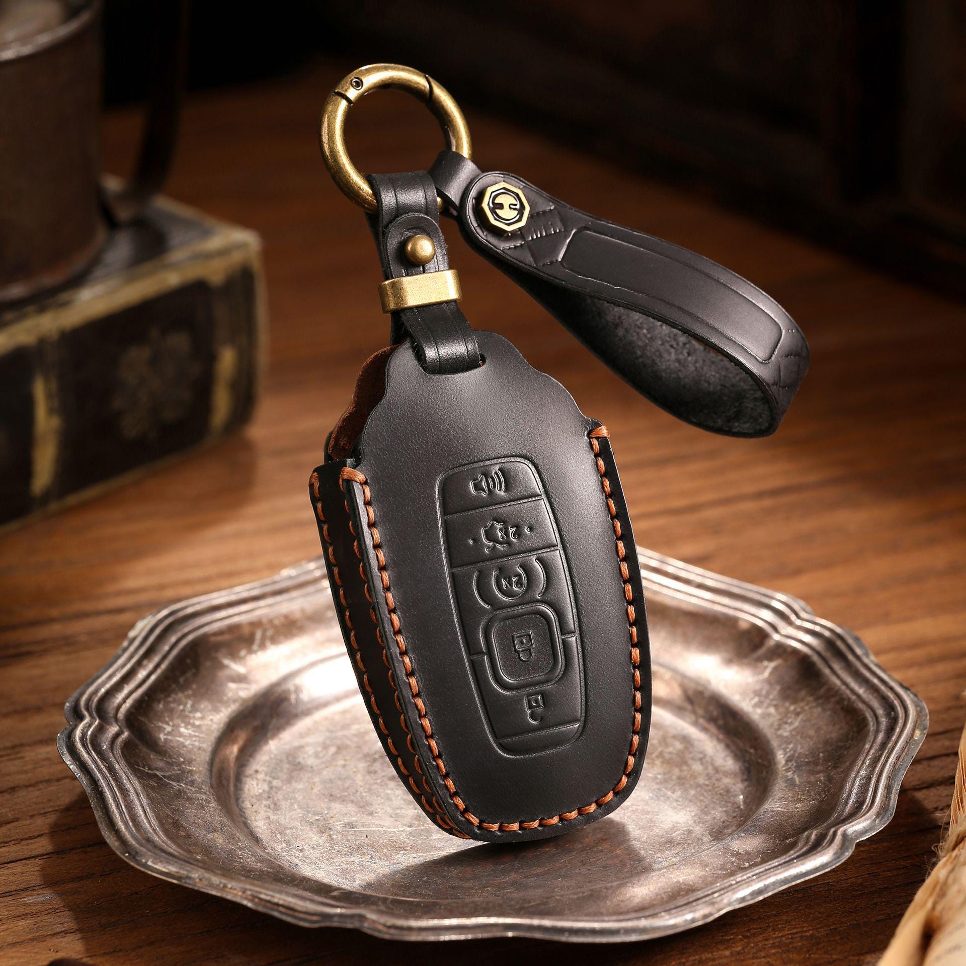 Personalized Leather Lincoln Key Fob Cover 2025 2024 2023 2022 Car