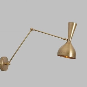 Mid Century Modern Light Stilnovo Style Articulated Diabolo Brass Wall Sconce Fixture