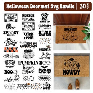 Könnte beinhalten: Eine Sammlung von Halloween-Fußmatten-Designs. Das Bild zeigt verschiedene textbasierte Designs, darunter Sätze wie "Horrors", "Welcome" und "Howdy", zusammen mit gruseligen Grafiken wie Geistern, Fledermäusen und Kürbissen. Die Fußmatten sind rechteckig und aus einem Naturfasermaterial.