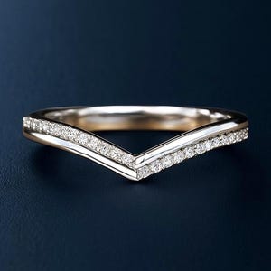 Moissanite Chevron Ring: 925 Sterling Silver V Wedding Band