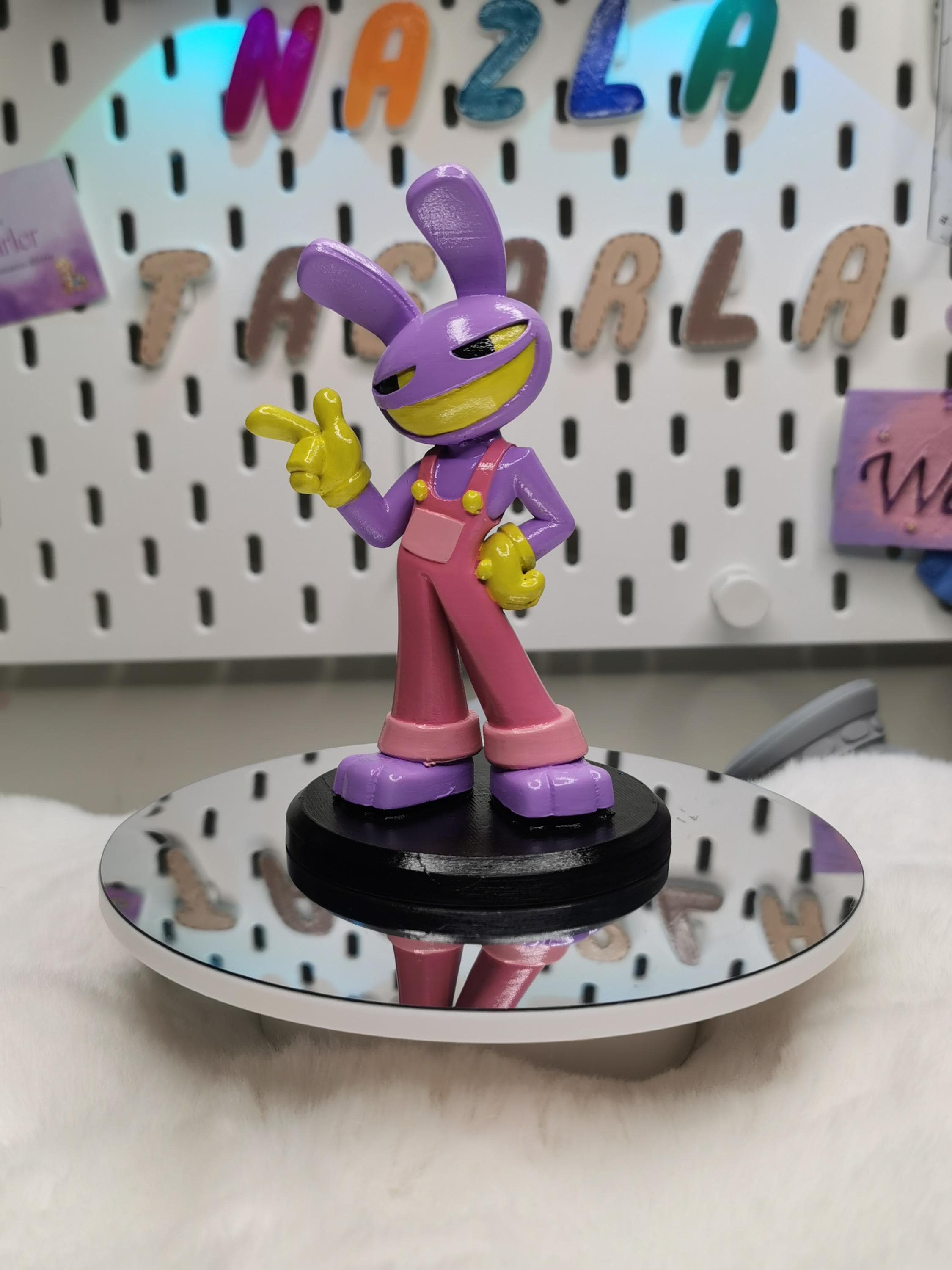 Jax Figure – the Digital Circus Hand-painted Figure (16 Cm & 6.3