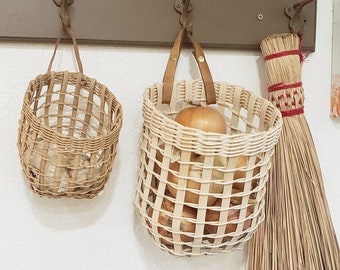 Set of 3 Handwoven Natural Rattan Reed Kitchen Storage Baskets. Onion .Egg. and Garlic Storage.