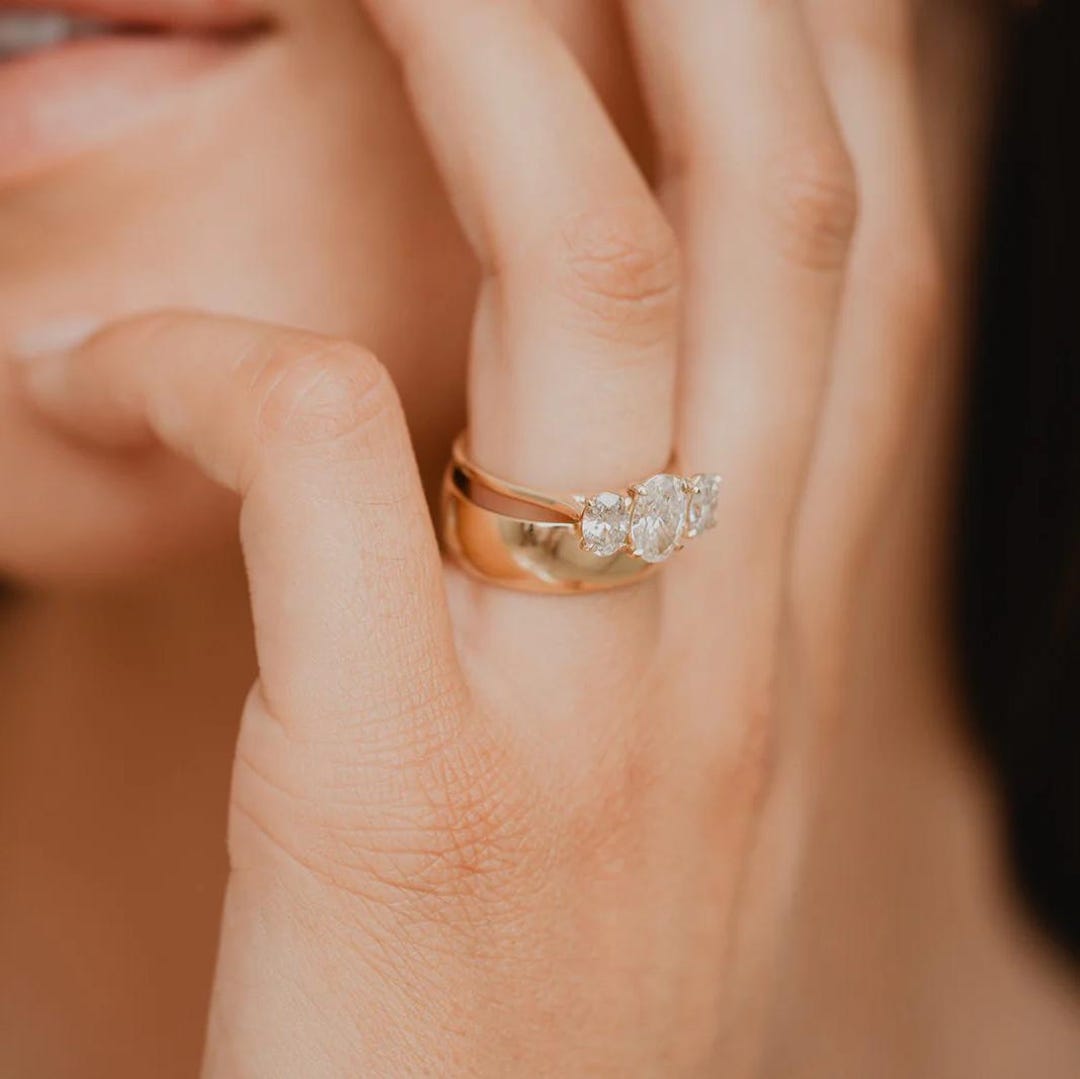Three Stone Oval Engagement Ring | Lab Grown Diamond | 14K Yellow Gold ...