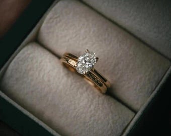 1.0 Ct Oval Moissanite Engagement Ring Set, Delicate Oval Solitaire Ring, 14K Solid Gold Ring Set, Bridal Set, Vintage Inspired Wedding Ring
