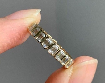 Full Eternity Bezel set Emerald Cut Moissanite Wedding Band for Woman, Wedding Band Stackable Band,Anniversary Gift, Emerald Minimalist Band