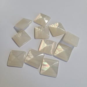 Resin Cabochons, Imitation Shell, Square - Iridescent Antique White - 165x165x5mm 10pcs