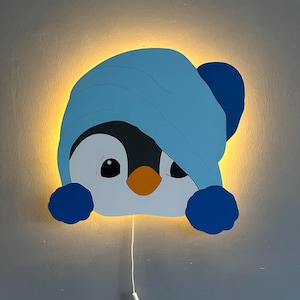 Penguin Night Light Kids Room Wall Lamp – Cute Nursery LED Wall Decor – Baby Bedroom Lighting – Animal Night Lamp for Children