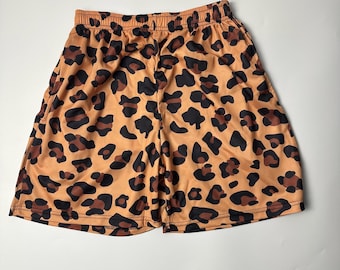 Men's Leopard Print Beach Shorts, Breathable Lightweight Shorts with Pockets, Lightweight Fabric Leopard Print Shorts