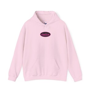 Sudadera con capucha rosa y negra con gráfico en la espalda, inspirada en Von Dutch, regalo para amigos, ropa de calle GenZ, meme Brainrot Y2K imagen 6