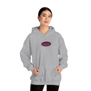 Sudadera con capucha rosa y negra con gráfico en la espalda, inspirada en Von Dutch, regalo para amigos, ropa de calle GenZ, meme Brainrot Y2K imagen 16