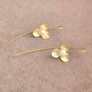 Silver Flower Earrings,Gold Plated Silver Pearl Flower Earrings,Flower Earrings,Pearl Earrings,Handmade Flower Earrings,