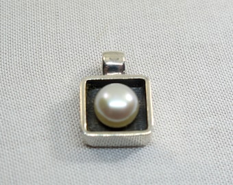 Pearl sterling silver handmade Pendant,Wedding Jewelery,unique gift for woman
