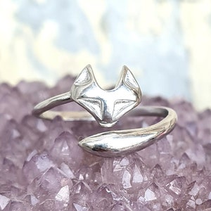 Delicate Silver Fox Ring,Adjustable Twisted Band Ring ,Handcrafted Animal Lovers Gift
