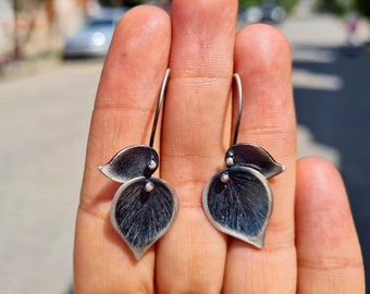 Oxidized sterling silver leaf earrings,handmade earrings gift for girlfriend,botanical jewelry