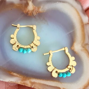 Turquoise Huggie Hoop Earrings,Boho Turquoise Hoop Earrings,Gold Plated Silver Chic Hoops,Dainty Turquoise Earrings