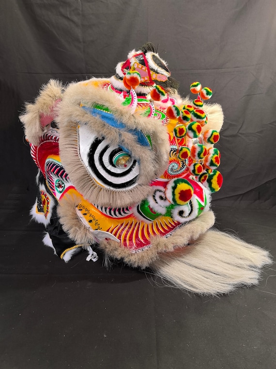 【LION♡　超美品】SHE Tokyo★Elliy feather Handmade King Liu Bei Lion Dance Head, Traditional Hong Kong Style