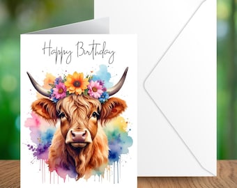 Biglietto di auguri di compleanno con mucca delle Highlands: corona di fiori acquerellati, arte con animali da fattoria