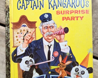 1958 Captain Kangaroo Little Golden Book / Nostalgia Morning 1960's TV show / Vintage Golden book